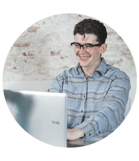 Sal_Working_Tech_Support_Laptop_Round